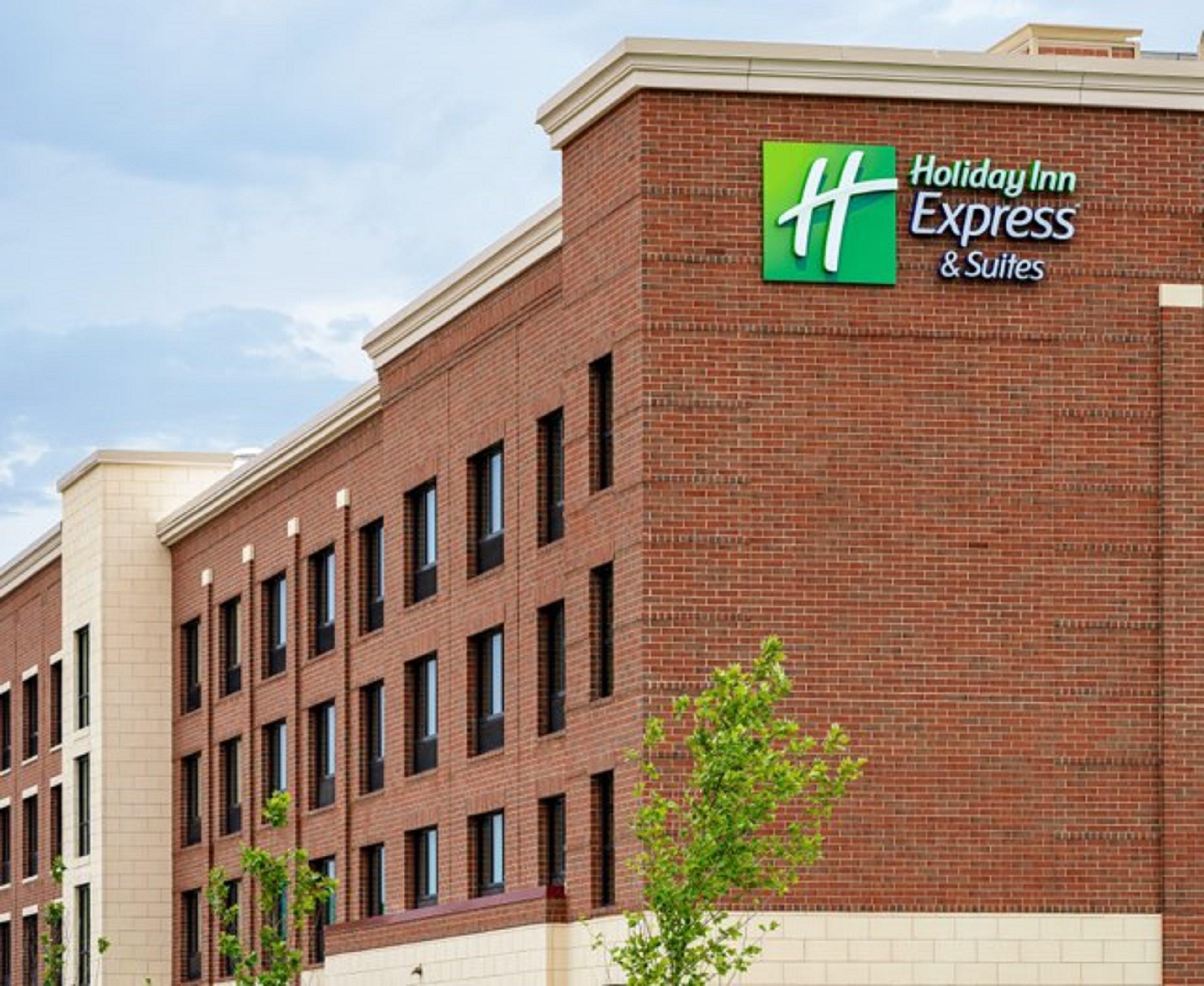 Holiday Inn Express & Suites Franklin - Berry Farms By Ihg المظهر الخارجي الصورة
